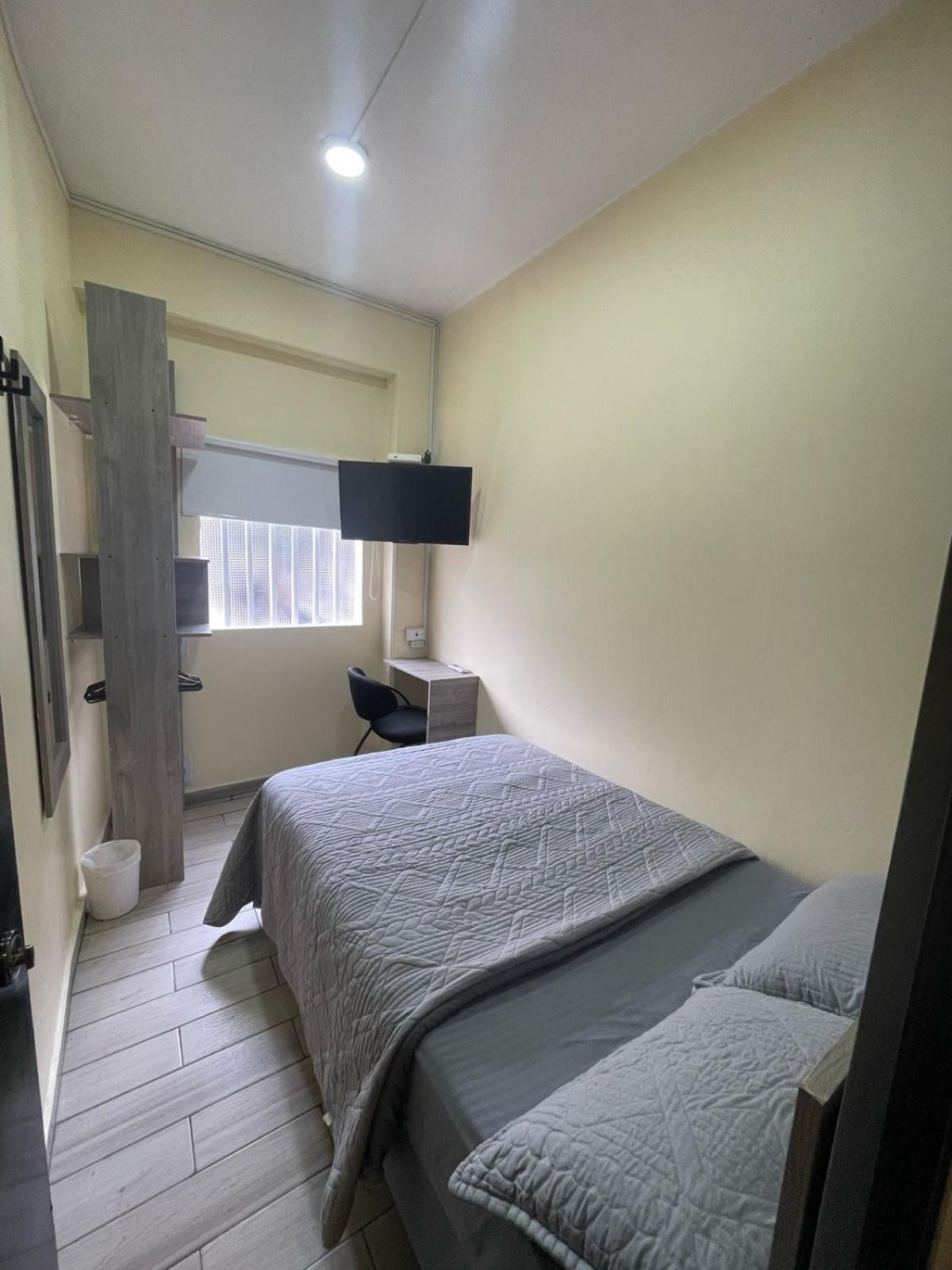 Hostel Quinta Camacho ボゴタ エクステリア 写真